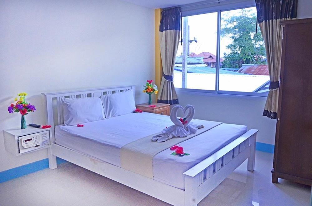 J Apartment Ao Nang Bagian luar foto