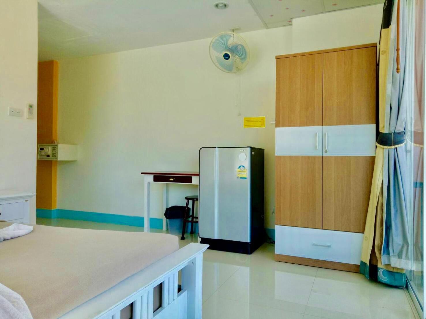 J Apartment Ao Nang Bagian luar foto