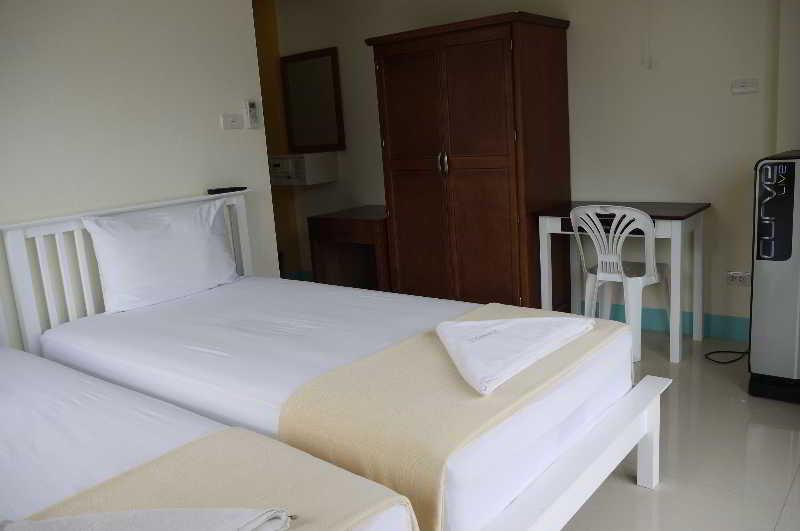 J Apartment Ao Nang Bagian luar foto