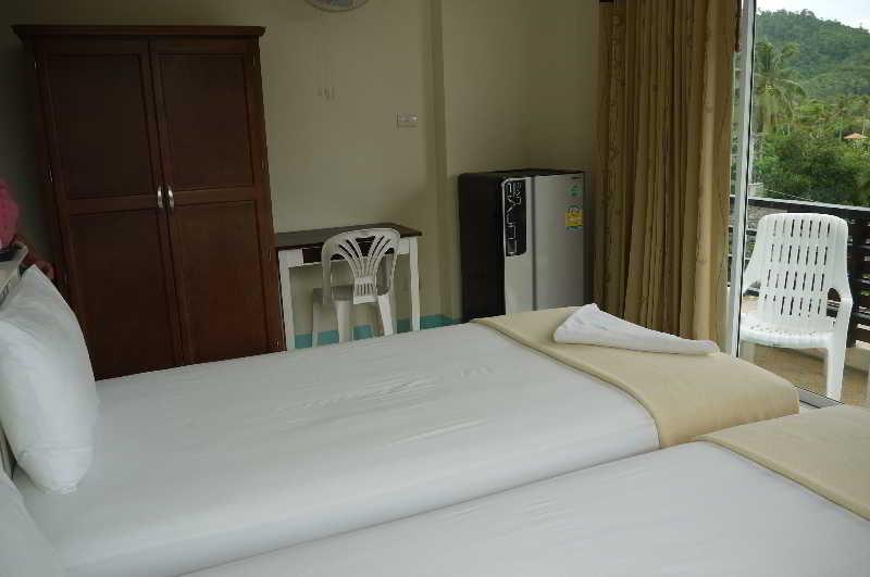 J Apartment Ao Nang Bagian luar foto