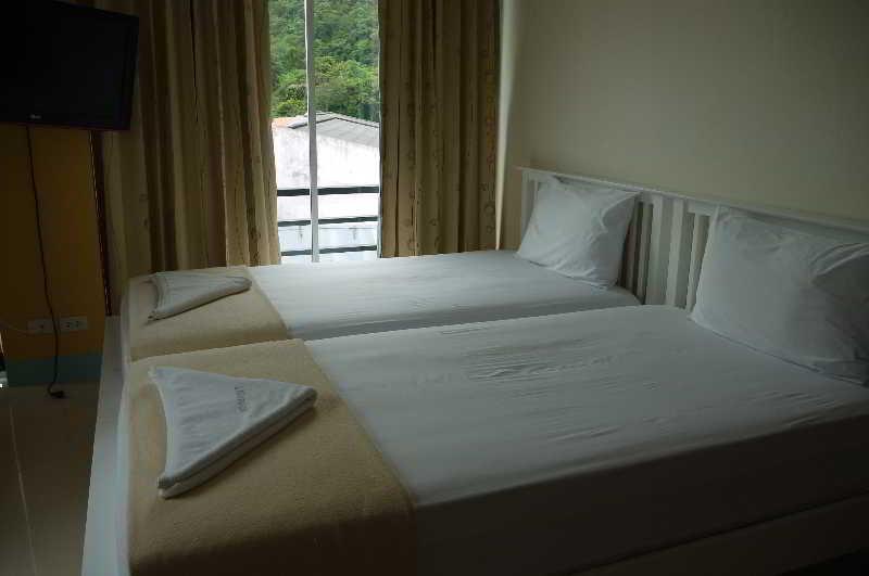 J Apartment Ao Nang Bagian luar foto