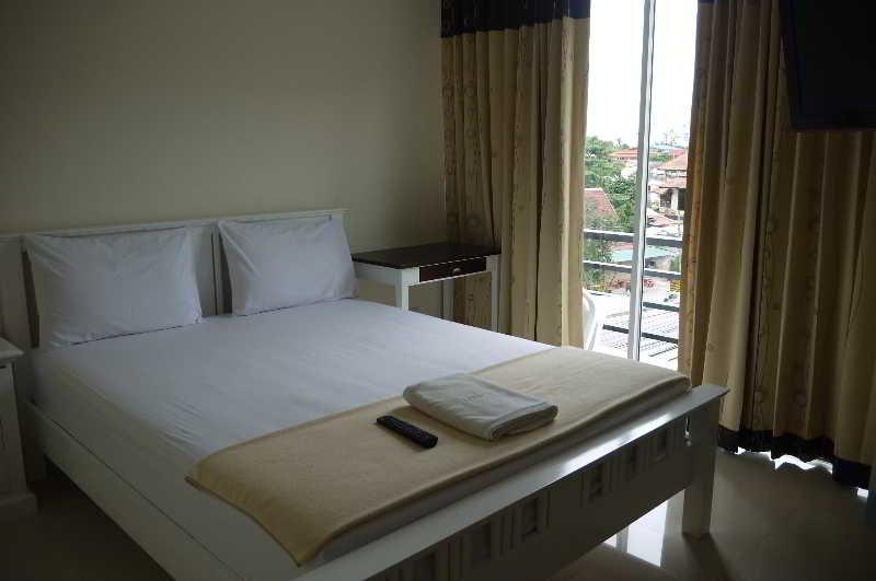 J Apartment Ao Nang Bagian luar foto