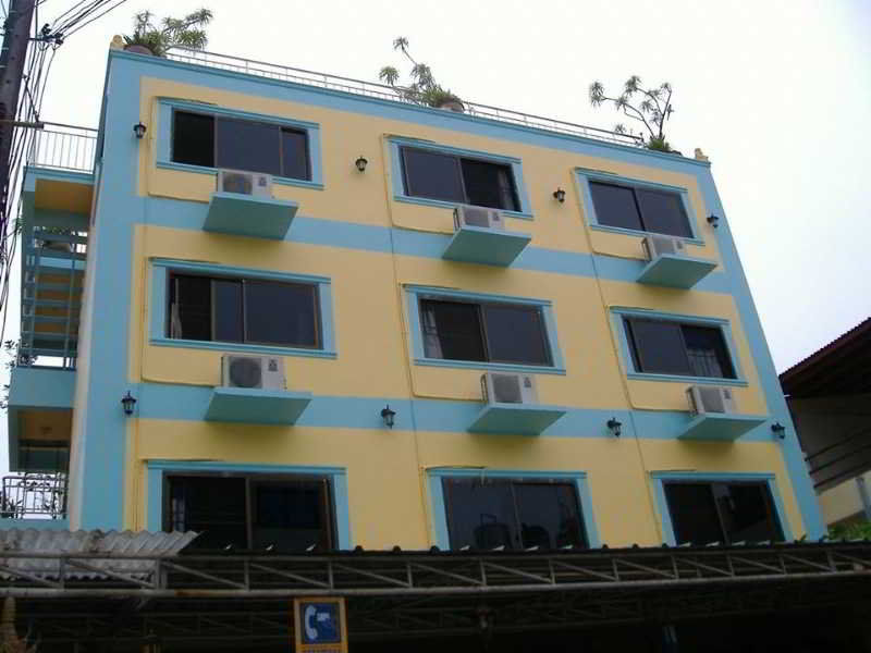 J Apartment Ao Nang Bagian luar foto