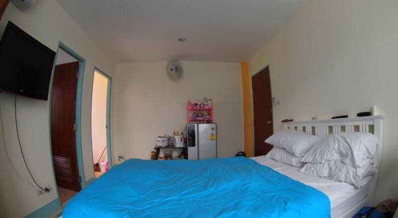 J Apartment Ao Nang Bagian luar foto