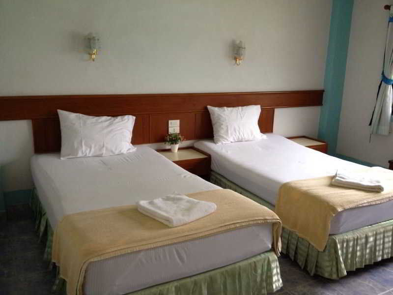 J Apartment Ao Nang Bagian luar foto