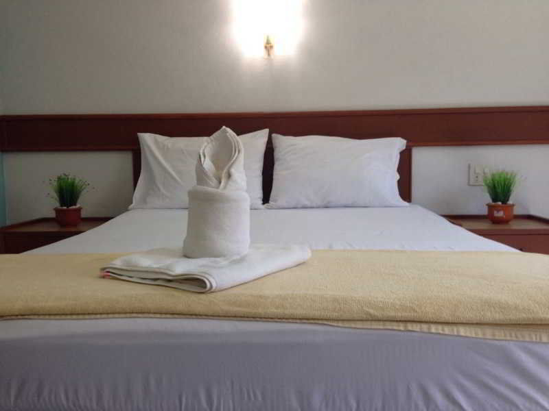 J Apartment Ao Nang Bagian luar foto
