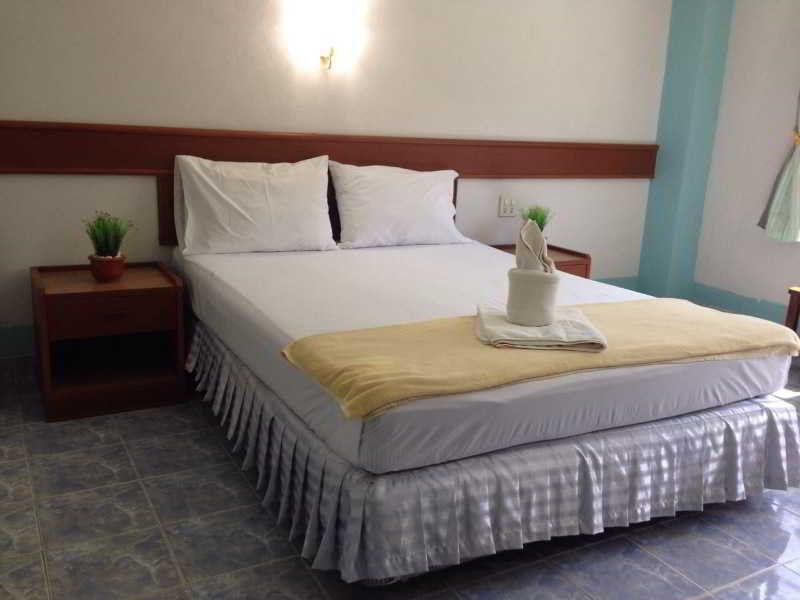 J Apartment Ao Nang Bagian luar foto